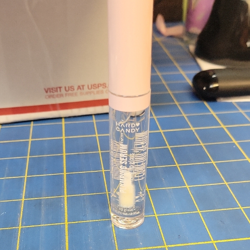 Hard Candy Plumping Serum Volumizing Lip Gloss 2.95ml New Sealed Tube
